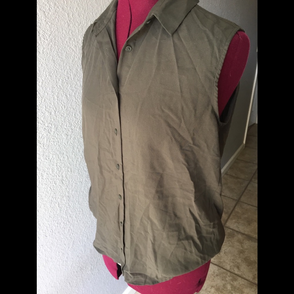 Tunic sleeveless collar top